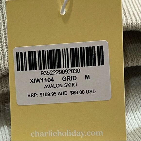 Charlie Holiday Grid Avalon Skirt tan and cream sweater skirt NWT - Picture 13 of 14